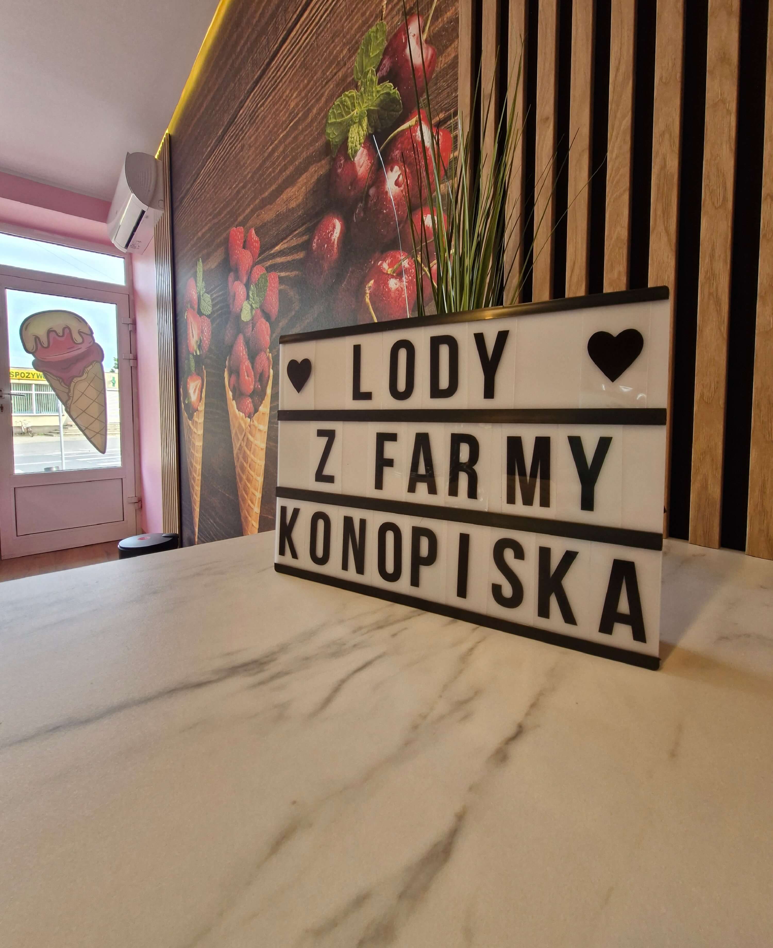Mobilna budka z lodami